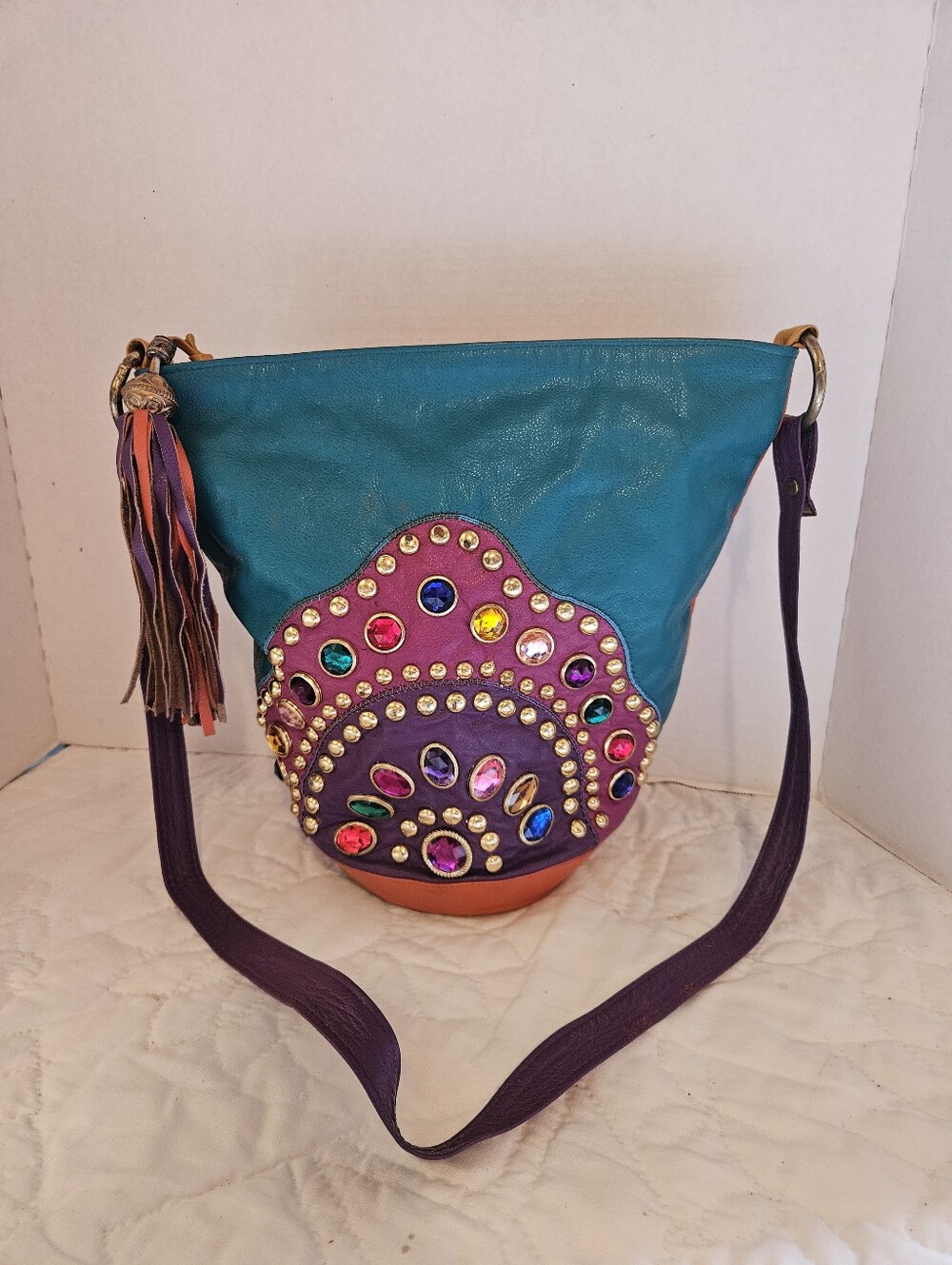 Vintage 80/90s Bucket Style Bejeweled Crossbody